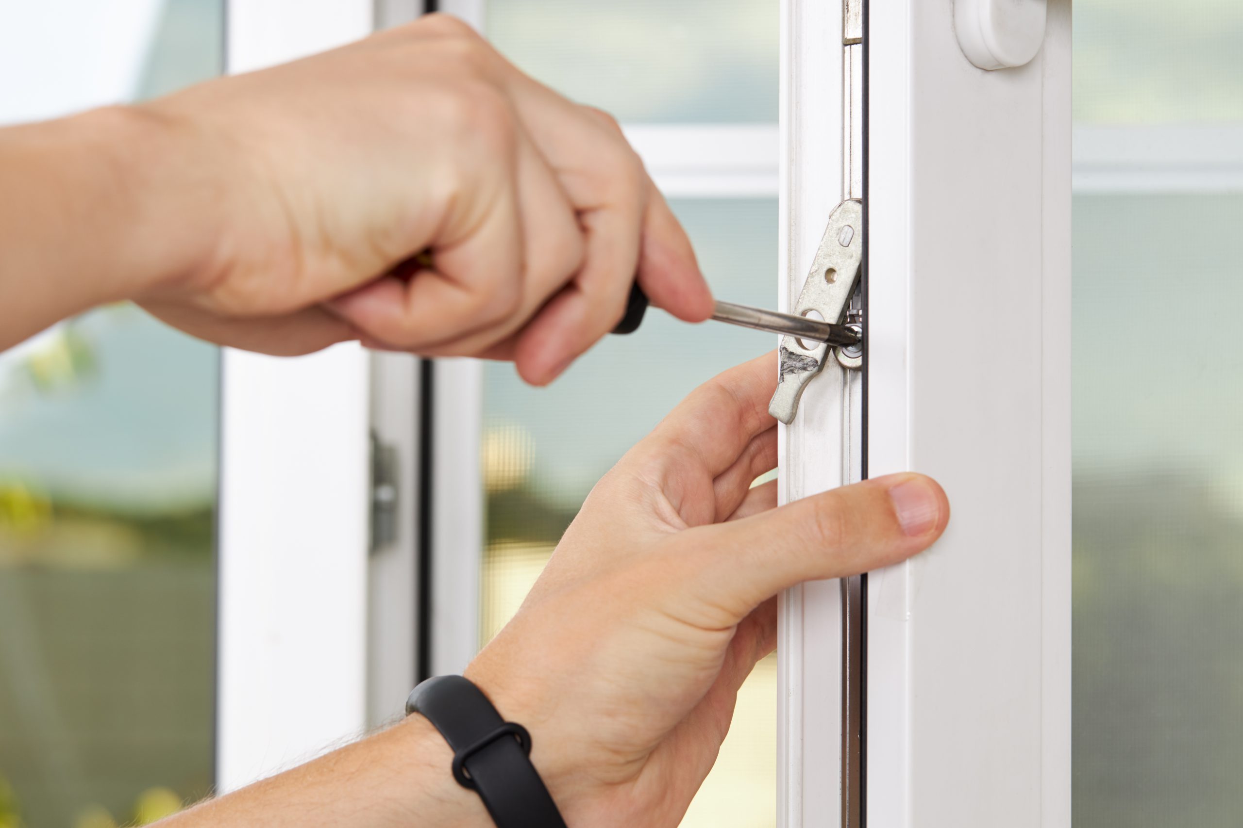 pros and cons of aluminium windows depends of service